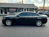 Used 2019 Dodge Charger SXT image 2
