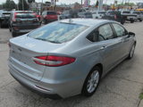 Used 2020 Ford Fusion SE image 4