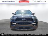 Used 2021 Ford Explorer XLT w/ Equipment Group 202A image 2