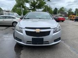 Used 2014 Chevrolet Cruze LS image 2