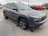 Used 2017 Jeep Cherokee Latitude w/ Comfort/Convenience Group image 5