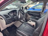 Used 2015 Chrysler Town & Country Touring image 4