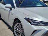 Used 2021 Toyota Avalon Limited image 4