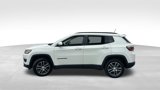 Used 2018 Jeep Compass Latitude w/ Popular Equipment Group image 4