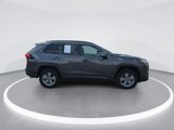 Used 2022 Toyota RAV4 XLE image 2
