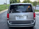 Used 2018 Dodge Grand Caravan SE image 5
