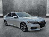Used 2018 Honda Accord Touring image 3