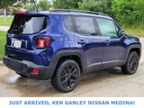 Used 2017 Jeep Renegade Altitude image 3