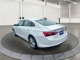 Used 2017 Chevrolet Malibu LT image 2