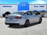 Used 2023 Nissan Altima 2.5 SR image 3
