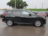 Used 2017 Nissan Rogue SV w/ SV Premium Package image 2