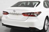 Used 2022 Toyota Camry LE image 3