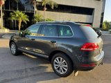 Used 2014 Volkswagen Touareg Sport image 5