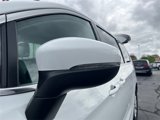 Used 2023 Chrysler Pacifica Touring-L image 3