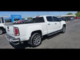 Used 2017 GMC Canyon Denali image 3