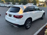 Used 2022 Mercedes-Benz GLC 300 4MATIC w/ Premium Package Lite image 3