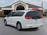 Used 2022 Chrysler Voyager LX image 3