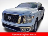 Used 2018 Nissan Titan SV image 3