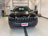 Used 2020 Jeep Cherokee Trailhawk image 2