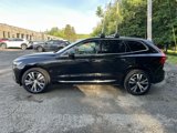 Certified 2022 Volvo XC60 B5 Inscription w/ Climate Package image 5