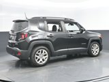 Used 2018 Jeep Renegade Latitude image 4