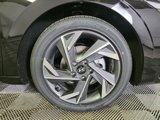 New 2025 Hyundai Elantra SEL image 3