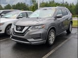 Used 2017 Nissan Rogue SV image 4