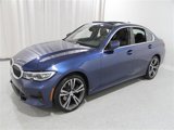 Certified 2022 BMW 330i xDrive Sedan w/ Driving Assistance Package image 3