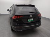 Used 2020 Volkswagen Tiguan SE w/ Panoramic Sunroof Package image 6