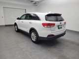 Used 2016 Kia Sorento LX image 3