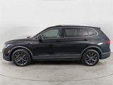 Used 2022 Volkswagen Tiguan SE image 2