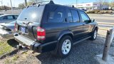 Used 2003 Nissan Pathfinder LE image 3