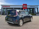 Used 2023 Kia Soul LX w/ LX Technology Package image 4