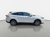 Used 2021 Toyota Venza LE image 4