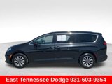Used 2021 Chrysler Pacifica Touring-L image 4