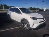Used 2018 Toyota RAV4 LE image 2