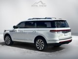 Used 2023 Lincoln Navigator Reserve image 3