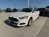 Used 2016 Ford Fusion SE image 3