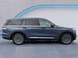 Used 2021 Lincoln Aviator Reserve w/ Equipment Group 201A image 2