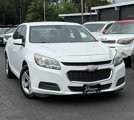 Used 2015 Chevrolet Malibu LT image 3