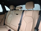Certified 2025 Porsche Macan image 6