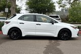 Used 2022 Toyota Corolla SE image 3