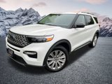 Certified 2022 Ford Explorer Limited w/ Equipment Group 301A image 2