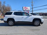 Used 2023 GMC Acadia SLT image 3