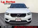 Used 2019 Volvo XC40 T5 Momentum image 2