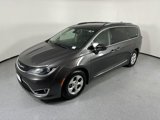 Used 2017 Chrysler Pacifica Touring-L Plus image 2