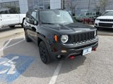 Used 2018 Jeep Renegade Trailhawk image 3