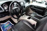 Used 2019 Dodge Grand Caravan SXT image 4