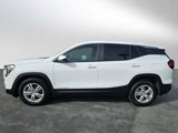 Used 2024 GMC Terrain SLE image 2