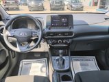 Used 2022 Hyundai Kona SEL image 2